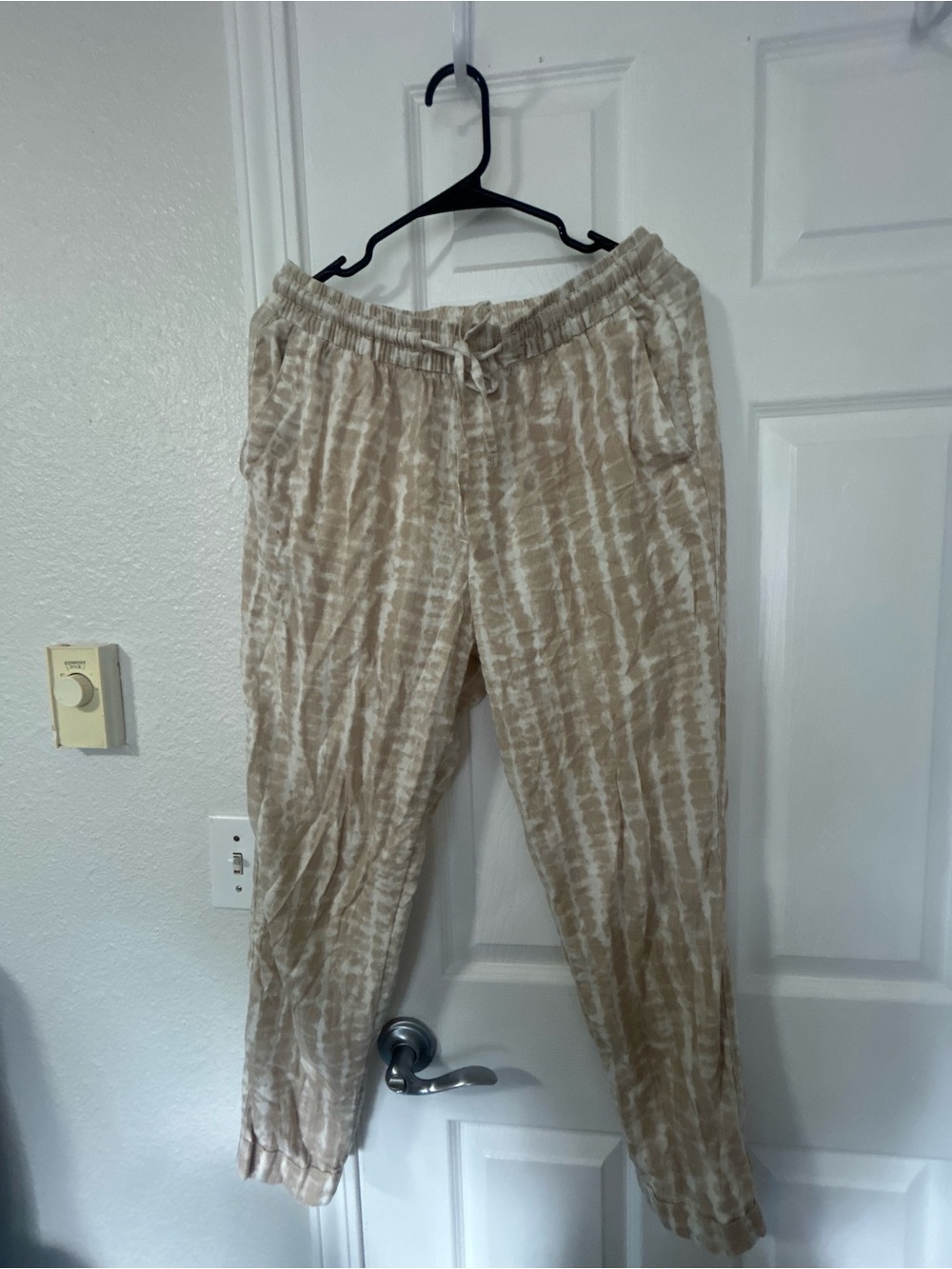 Old Navy Beige Tie-Dye Drawstring Joggers - Light Neutral